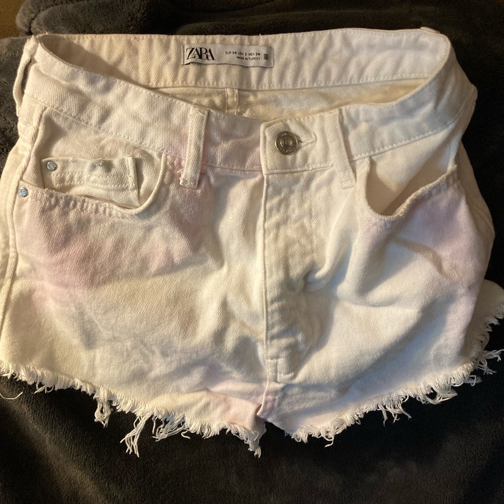 Zara white shorts with light pink tie dye